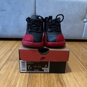 Nike Kids Black and Red Sneakers